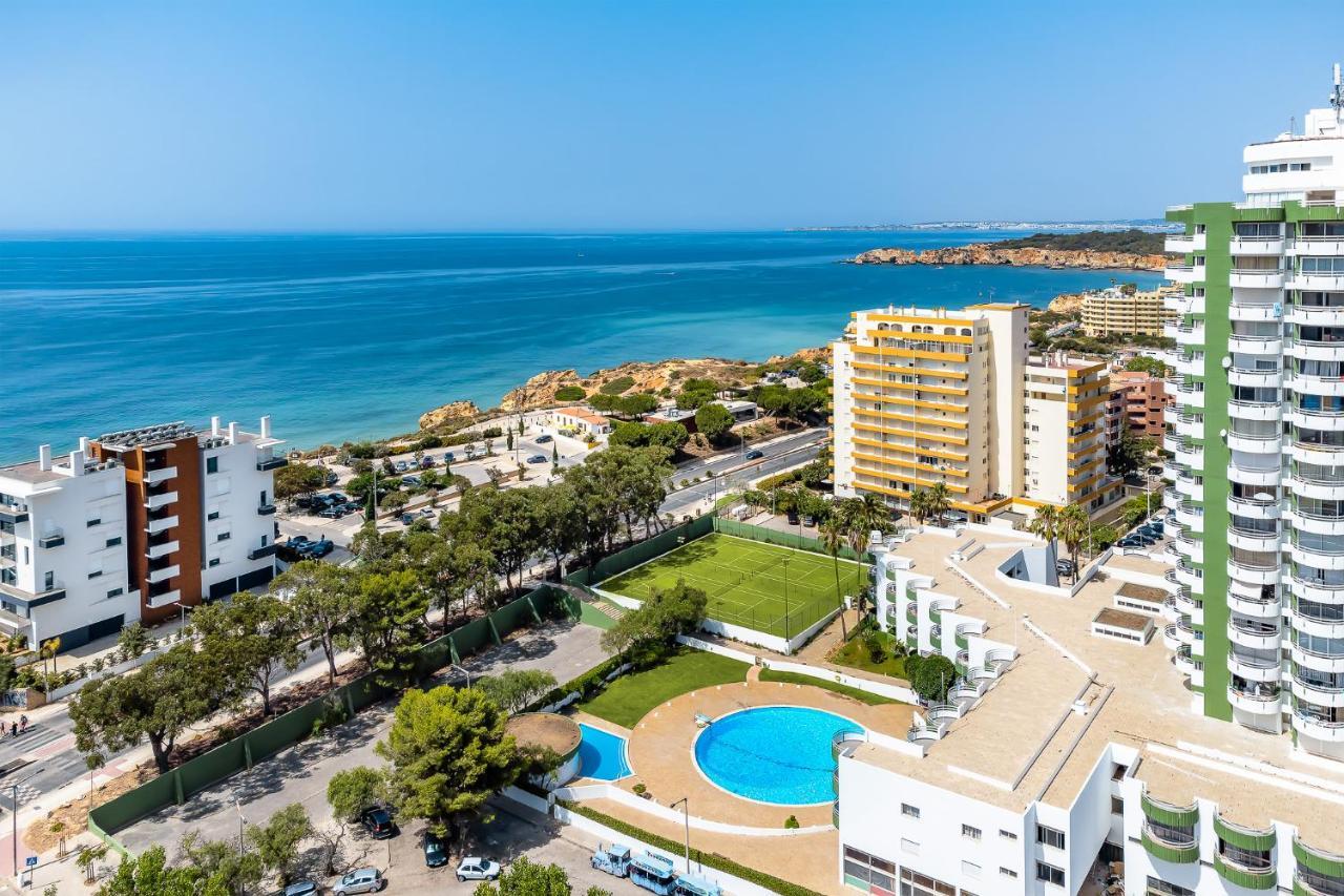 Charming Apartment W/ Pool & Balcony In Portimao By Lovelystay المظهر الخارجي الصورة